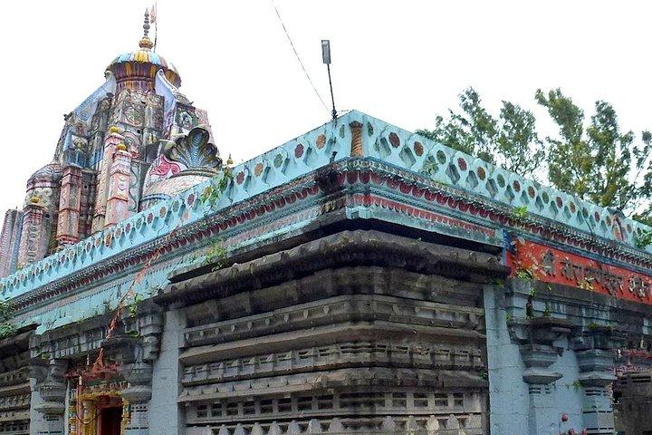 プーナのアガカーン宮殿、ダルガ、寺院への文化旅行