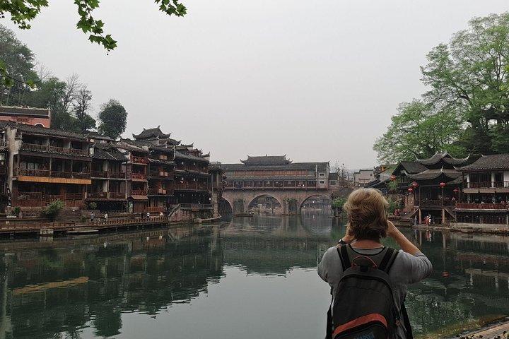 Privétransfer van Guilin naar Fenghuang en stopt bij Longji rijstterrassen