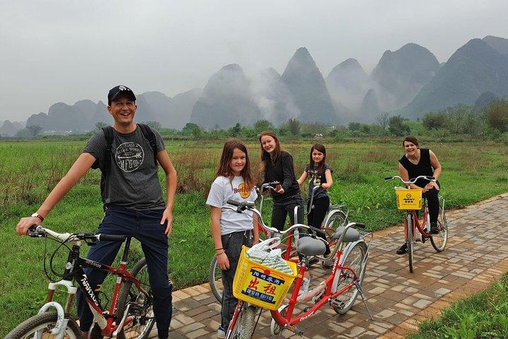 Halb- / Ganztagestour durch die Yangshuo-Landschaft mit gemäßigten Fahrradtouren und privaten Besichtigungen