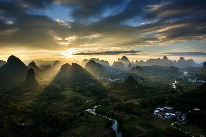 Tour privato di mezza giornata / giornata intera Yangshuo Cuiping hill