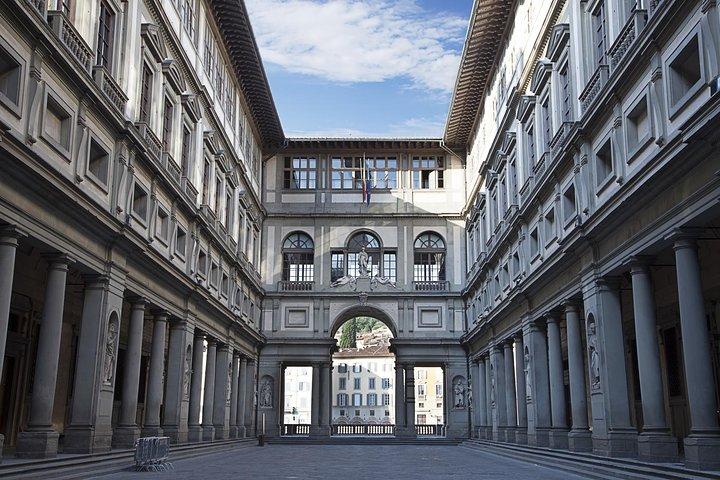 Florencia : Galería de los Uffizi Excursión para grupos pequeños con entrada programada