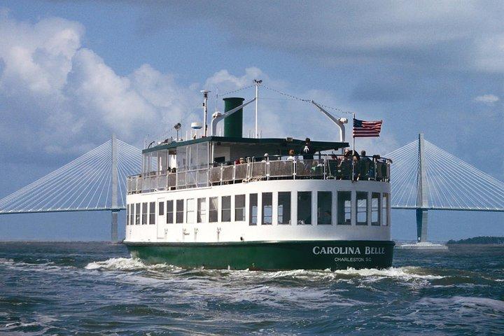 Charleston Harbor History Tages- oder Sonnenuntergangsbootfahrt