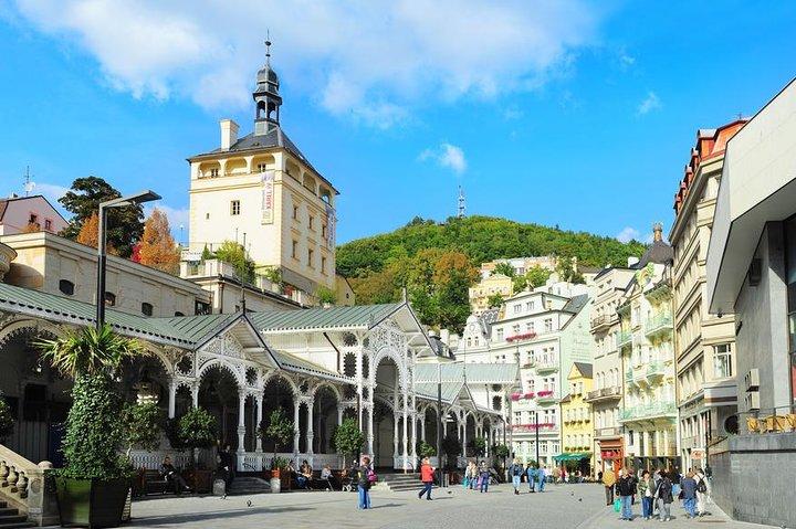 Private Karlovy Vary com Royal Brewery ou Mozer Full Day Trip