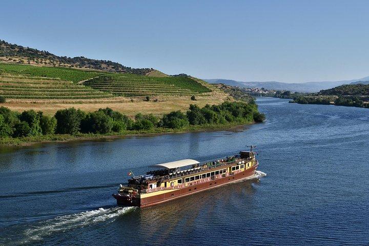 プライベートPorto＆Douro＆Regua from Lisbon 3日間すべて含まれています