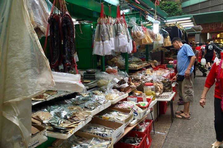 Visite privée à pied : marchés locaux et gourmets à Hong Kong