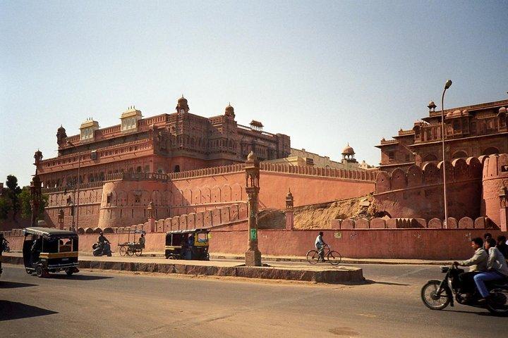 Guided Sightseeing In Bikaner
