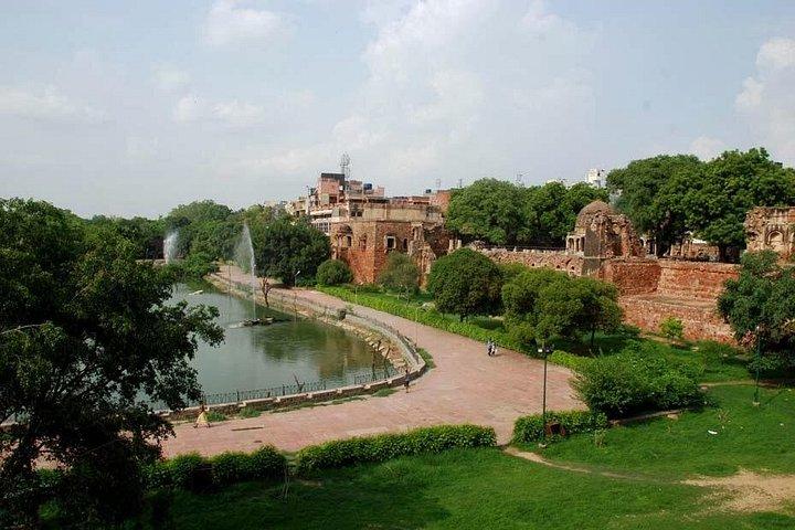 Hauz Khas村 - 古代と現代のデリーの融合
