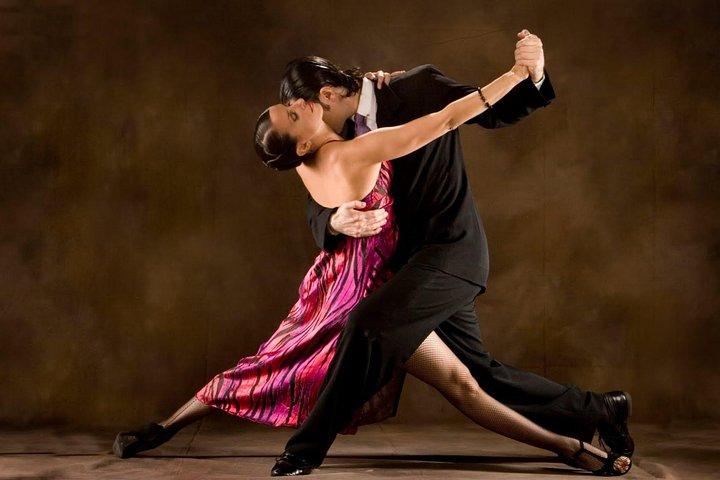 Espectáculo de tango, cena y clases de baile en Buenos Aires