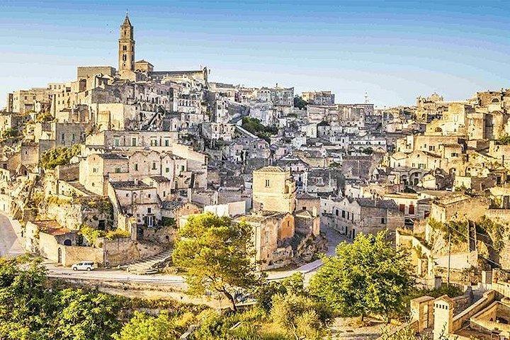 バリ港からマテラ・サッシ、アルベロベッロ・トゥルーリへのショア・エクスカーション