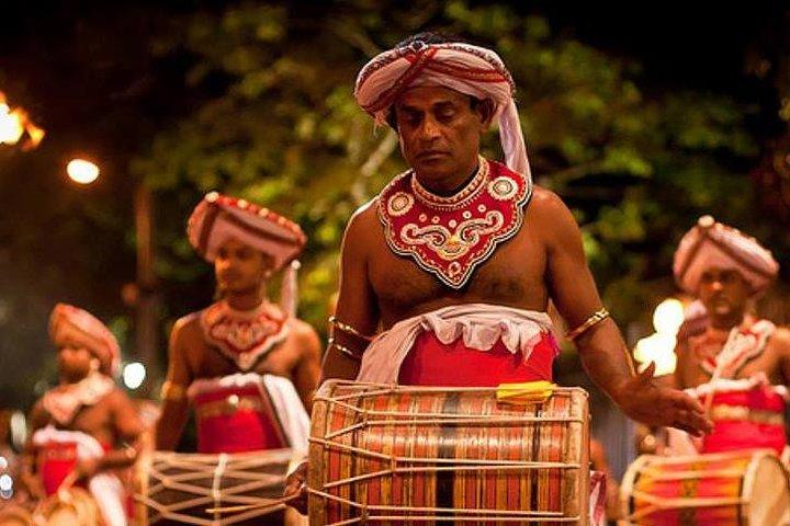 Kandy City Tour with Mahaweli