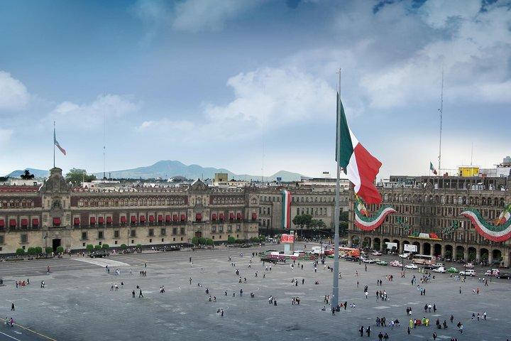 人類学博物館とメキシコシティ半日ツアー