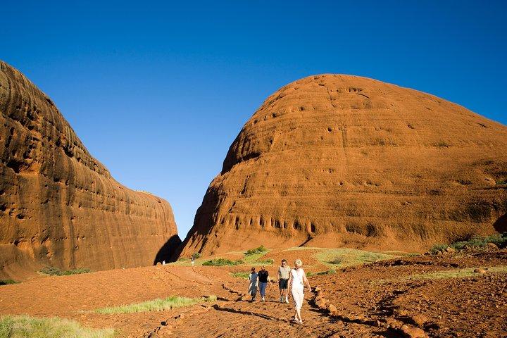 Tarde Kata Tjuta Small Group Tour