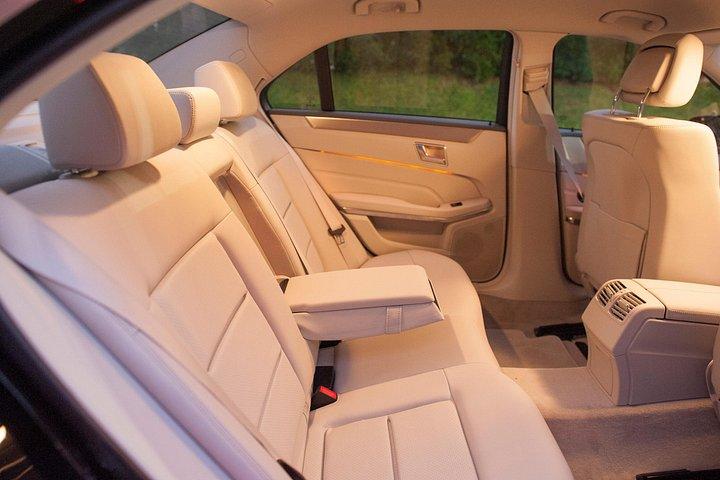 Lima Airport Luxury Arrival or Departure Transfer