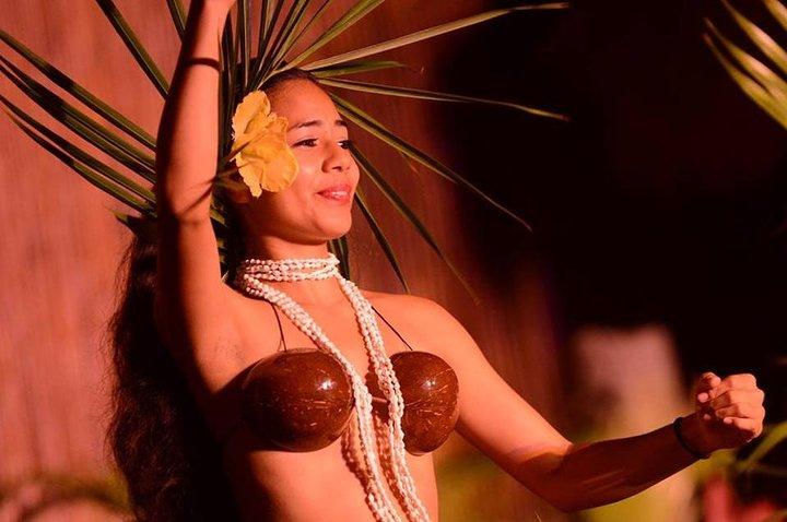 Mitos de Maui Luau Cena y espectáculo