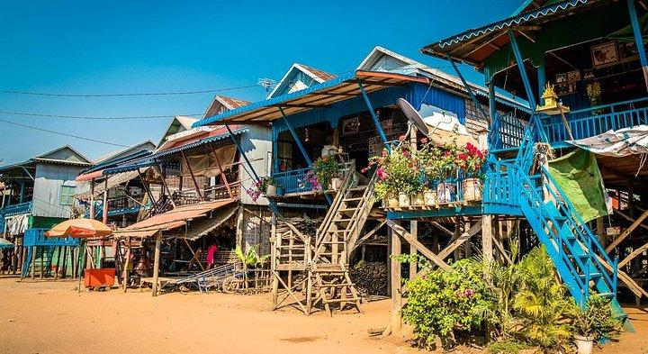 Kompong Phluk Floating village & Mangrove forest cruise