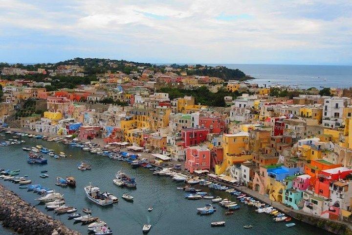 Private Stress-Free Tour from Sorrento: Ischia Island & Tastings