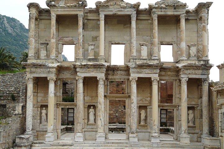Kusadasi Shore Excursion: Privat tur til Ephesus herunder House of Virgin Mary og Temple of Artemis