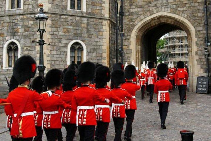 Windsor Independent Day Trip från London med privat förare