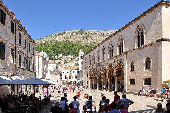 Dubrovnik Old Town Food Walking Tour Inklusiv frokost