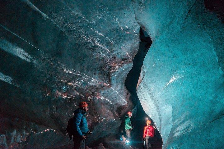3 - ゴールデンサークル、氷の洞窟、氷河湖小グループツアー