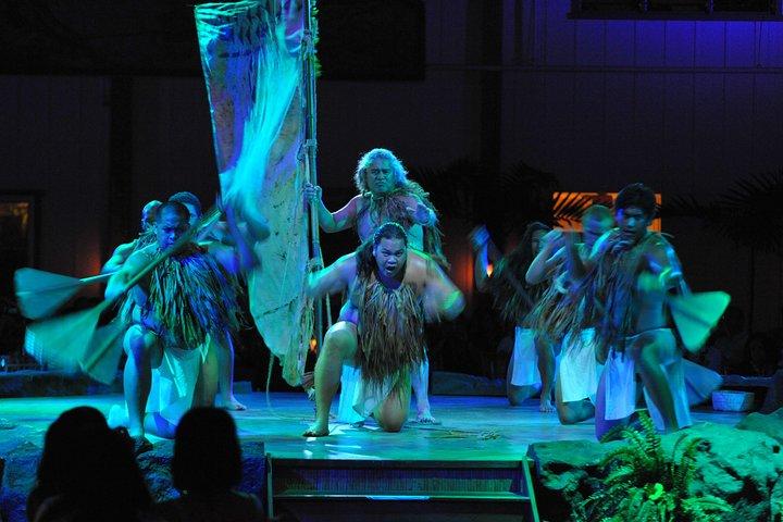 Kauai : Luau Kalamaku avec dîner buffet et spectacle