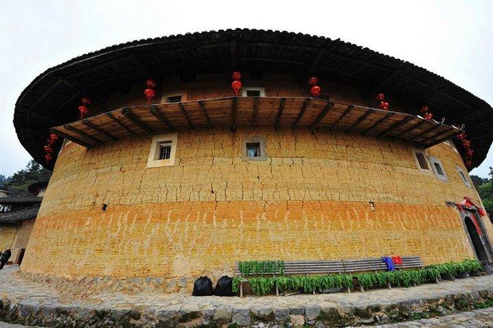 Hakka Tulou Cluster och Tianluokeng Tour med hotellhämtning från Xiamen