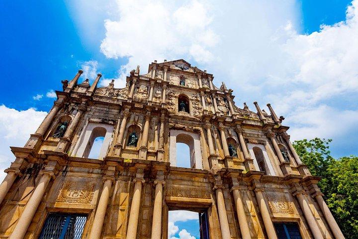 Full-day Macau Sightseeing Tour met transfer naar Hong Kong