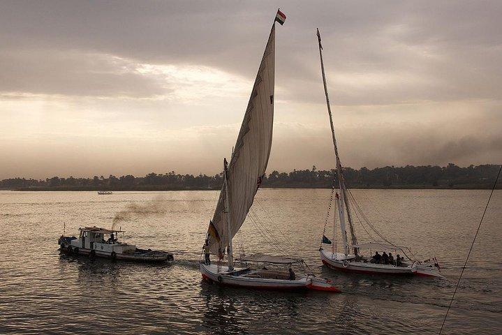 Tour privé à la tour du Caire felouque et koshary