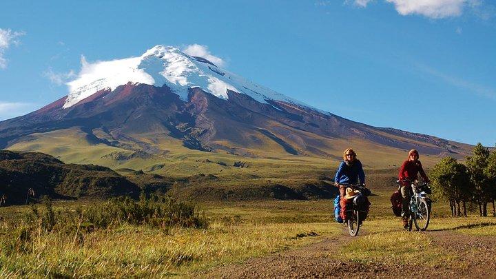 2-dagars tur på Cotopaxi-vulkanen och Quilotoa-lagunen med hotell