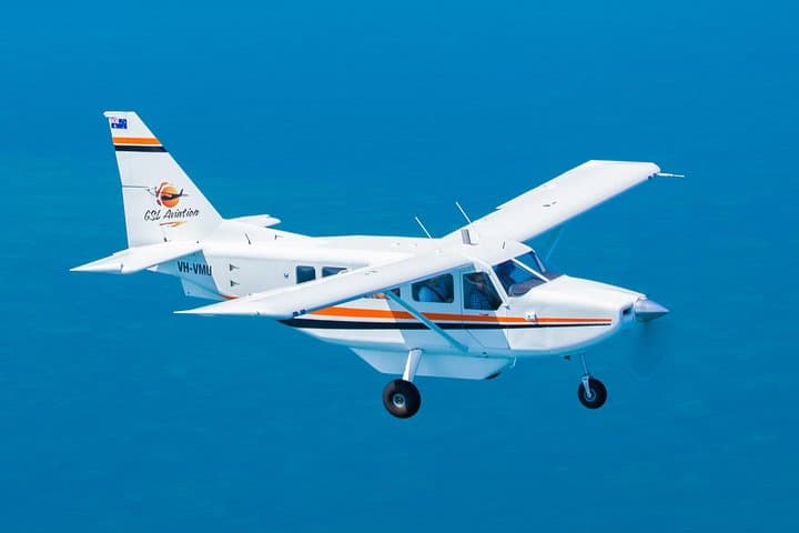 Great Barrier Reef 40 Minute Scenic Flight from Cairns - Reef Hopper