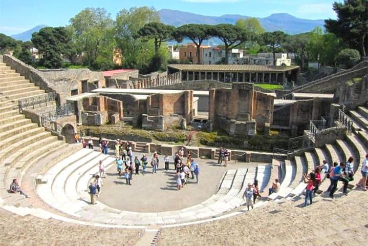 Skip-the-lines Private full-day Ancient Pompeii and Herculaneum Ruins Tour