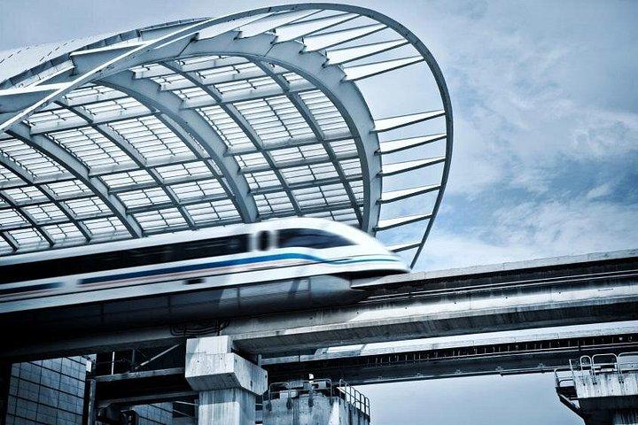 高速磁気回路列車による往復転送：上海浦東国際空港