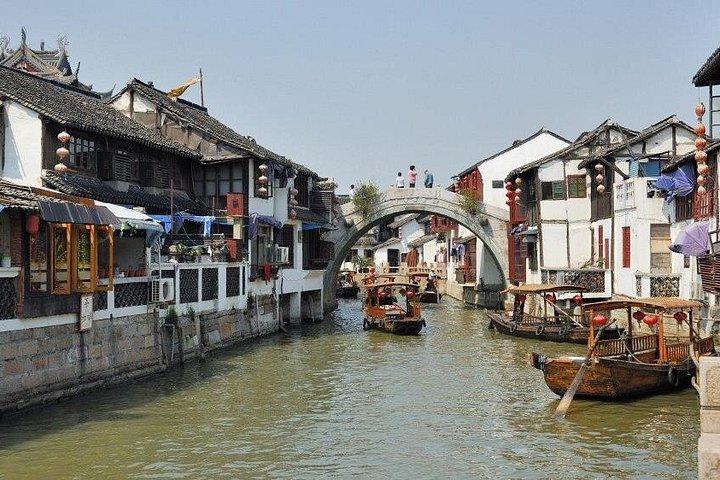 水郷古鎮朱家角の半日ツアー