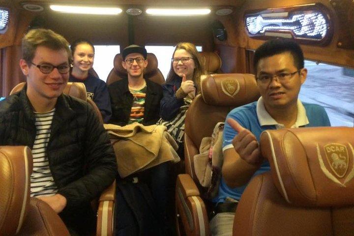 Da Hanoi a Sapa: trasferimenti giornalieri in limousine di lusso