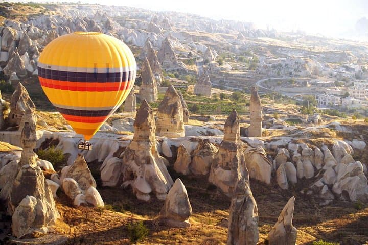 Istanbul to Cappadocia 2 Day Tour with Guide, Flights and Hotels