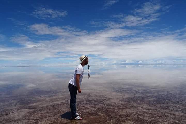 UyuniからのプライベートUyuni Salt Flatsの終日回路