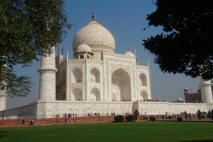 Tajmahal zonsopgang- en zonsondergangtour in Agra met Fatehpur Sikri
