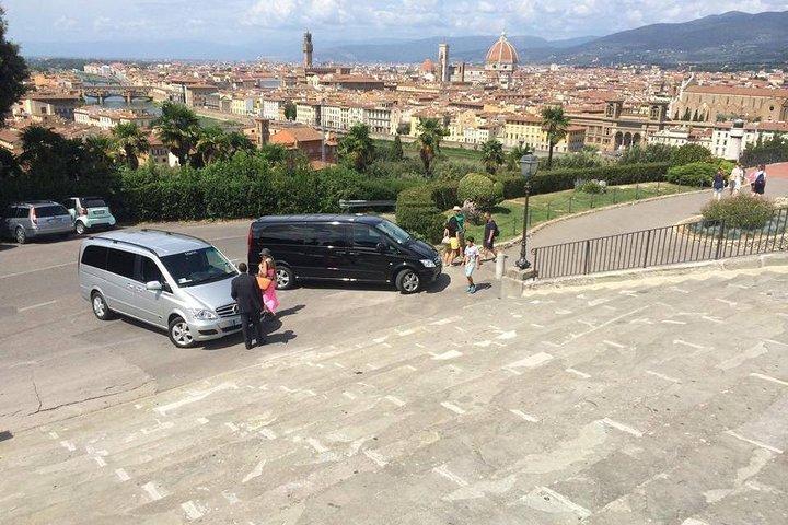 Excursion privée à Livourne à Pise et Florence