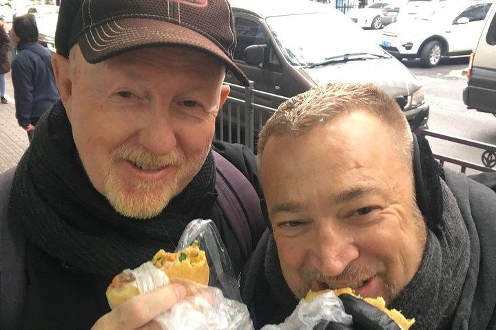 6-stündiges echtes Shanghai Street Food Gathering und Sightseeing Highlight Tour