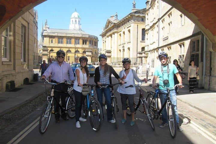 Excursão de bicicleta em Oxford com guia do aluno