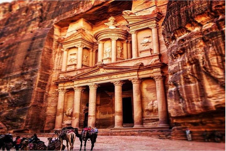 Excursión Privada Dia Completo desde el Puerto de Aqaba a Petra y Pequeña Petra