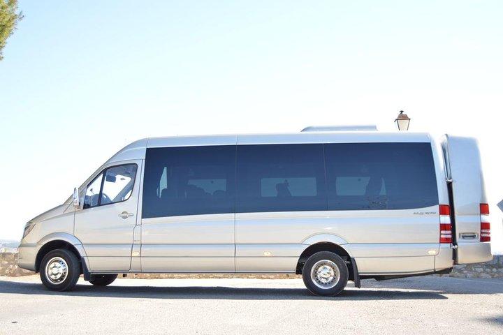 Privat kryssningshamn till flygplatsöverföring i Barcelona