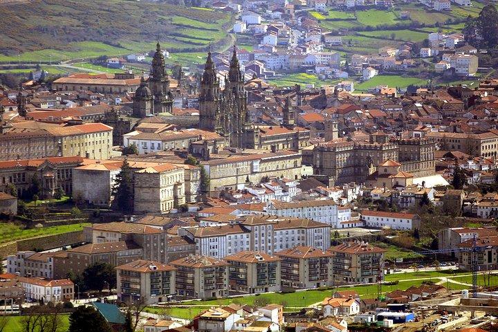 Fulldags privat tur: Historisk Santiago de Compostela fra Lissabon