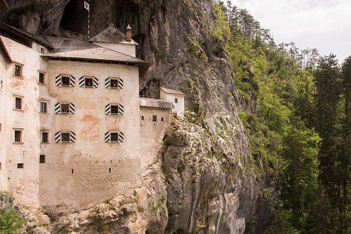 Cave Postojna e Castelo Predjama Excursão de um dia saindo de Trieste