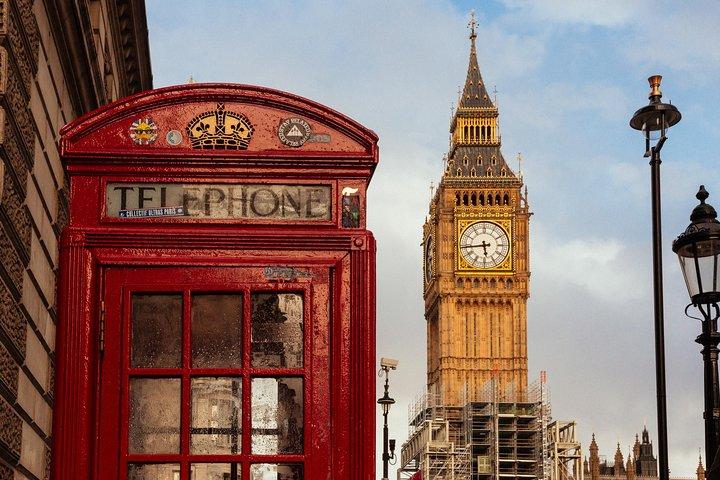 Highlights & Hidden Gems With Locals: Best of London Private Tour
