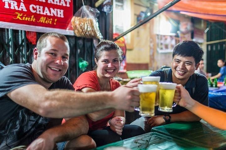 Hanoi Street Eats Evening Small Group Tour