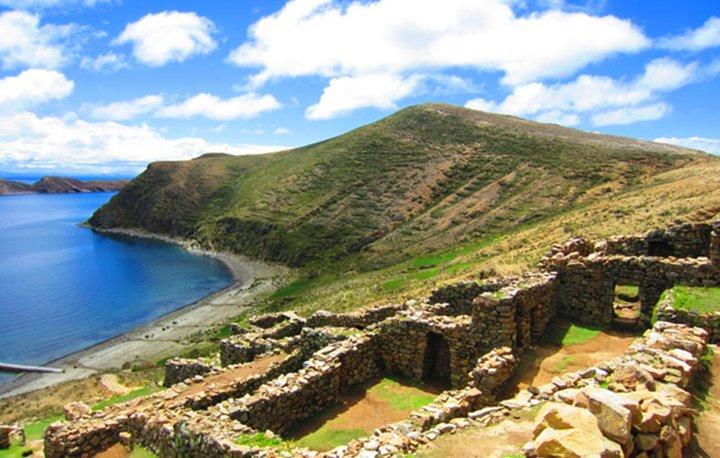 Tour di un'intera giornata all'Isola del Sole a Copacabana da Puno