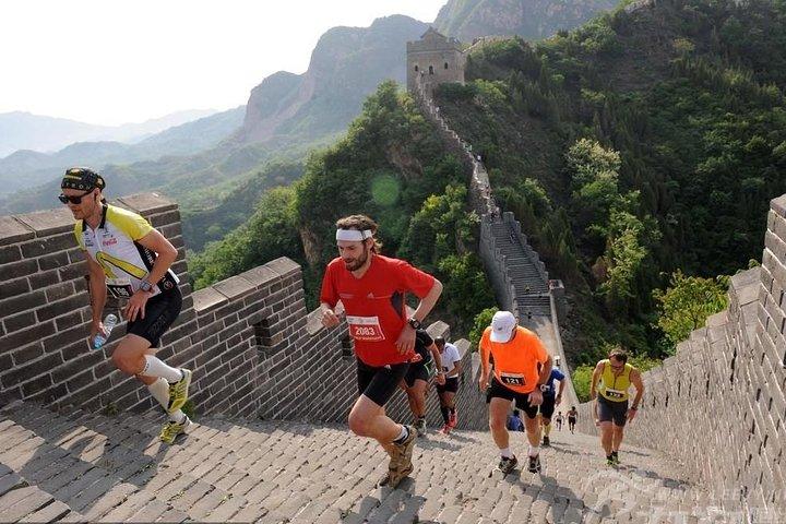 All Inclusive Private Caminhada Day Tour em Huangyaguan Grande Muralha e Túmulos Qing