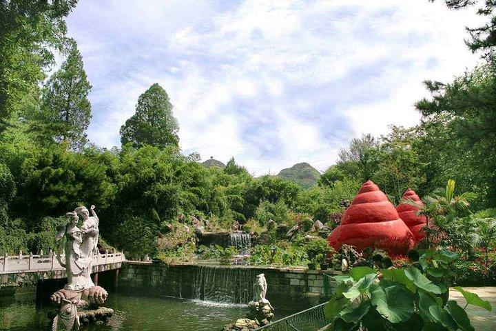 Hongluo Temple och Mutianyu Great Wall Tour