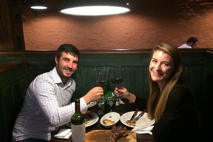 Shore Excursion: Private Buenos Aires by Night with All-Inclusive Dinner